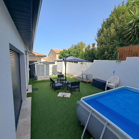 Charmante Maison Avec Piscine Bessan エクステリア 写真